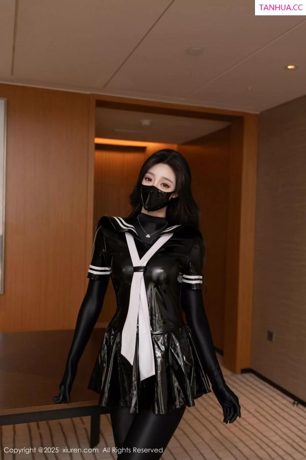 [XiuRen]高清写真图 2025.03.28 No.10087 小逗逗 黑色胶衣